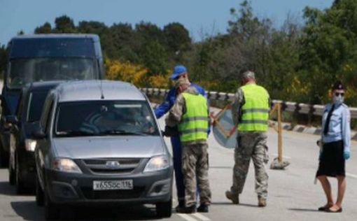 На въезде в Севастополь и Симферополь появились блокпосты