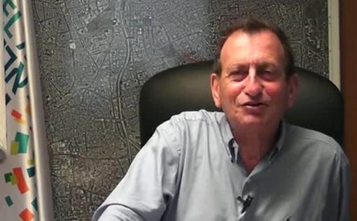 Мэр Тель-Авива съел собачку, и ему понравилось