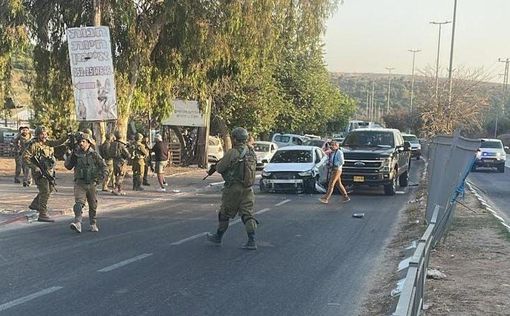 Теракт на перекрестке в Ариэле. Один террорист застрелен