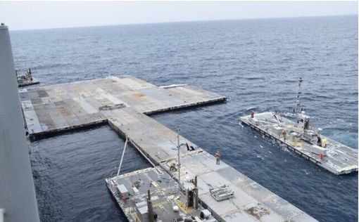 Погода мешает строительству пирса в Газе | Фото: CENTCOM