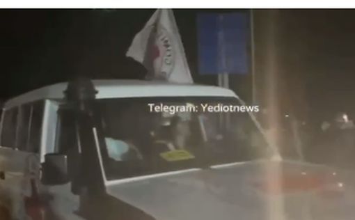 Двое освобожденных заложниц уже у ЦАХАЛа