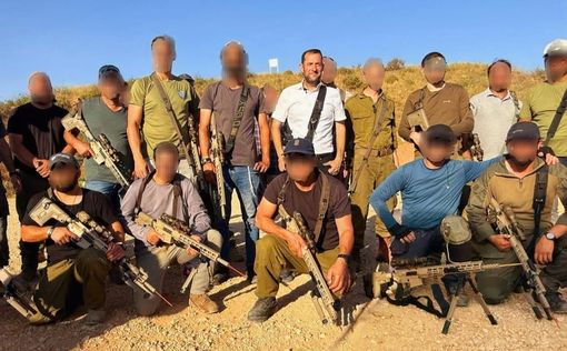 Региональный совет Шомрон вооружил отряды самообороны снайперскими винтовками | Фото: Рои Хади
