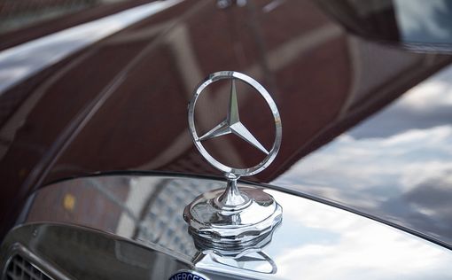 Ветераны “Энтеббе” с “автомобилем Иди Амина” присоединились к протестам